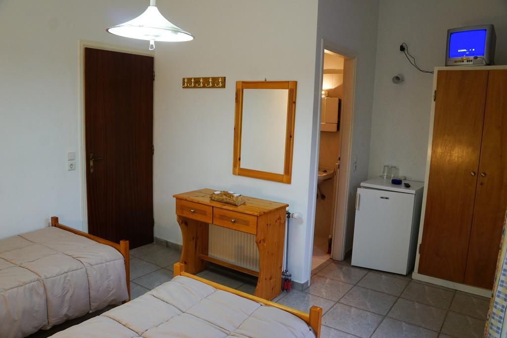 Elatos Hotel ลูตราอิปาตริส ภายนอก รูปภาพ