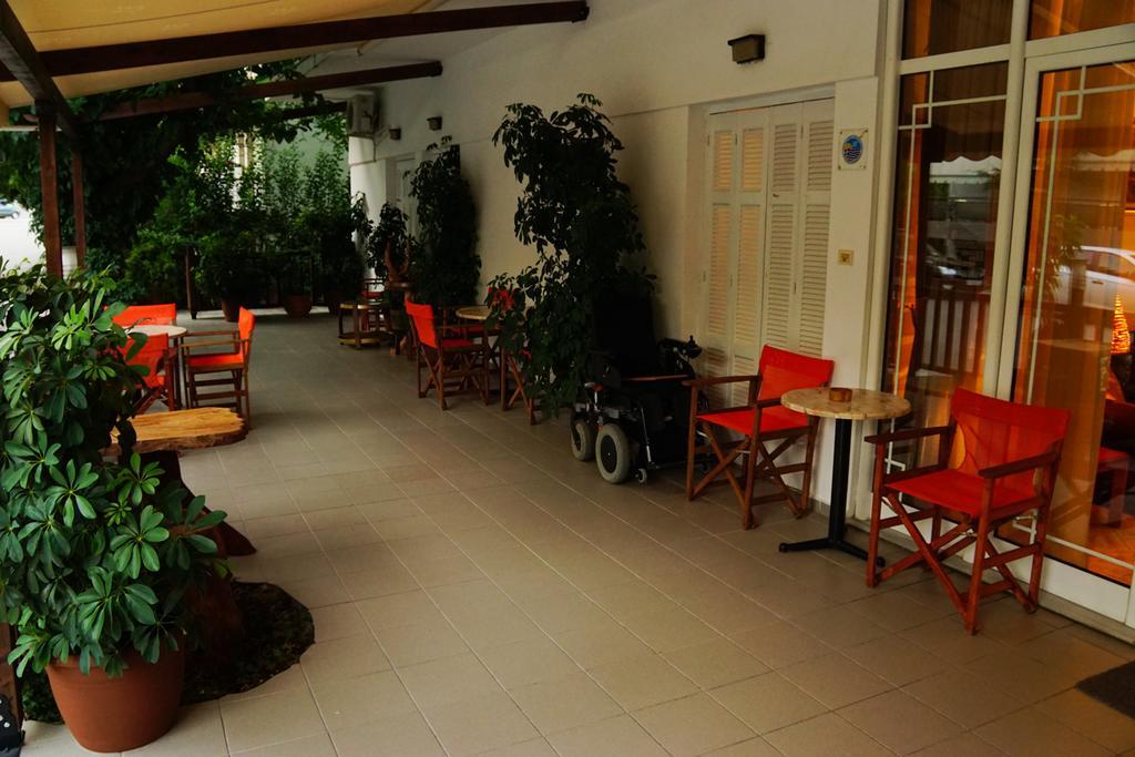 Elatos Hotel ลูตราอิปาตริส ภายนอก รูปภาพ