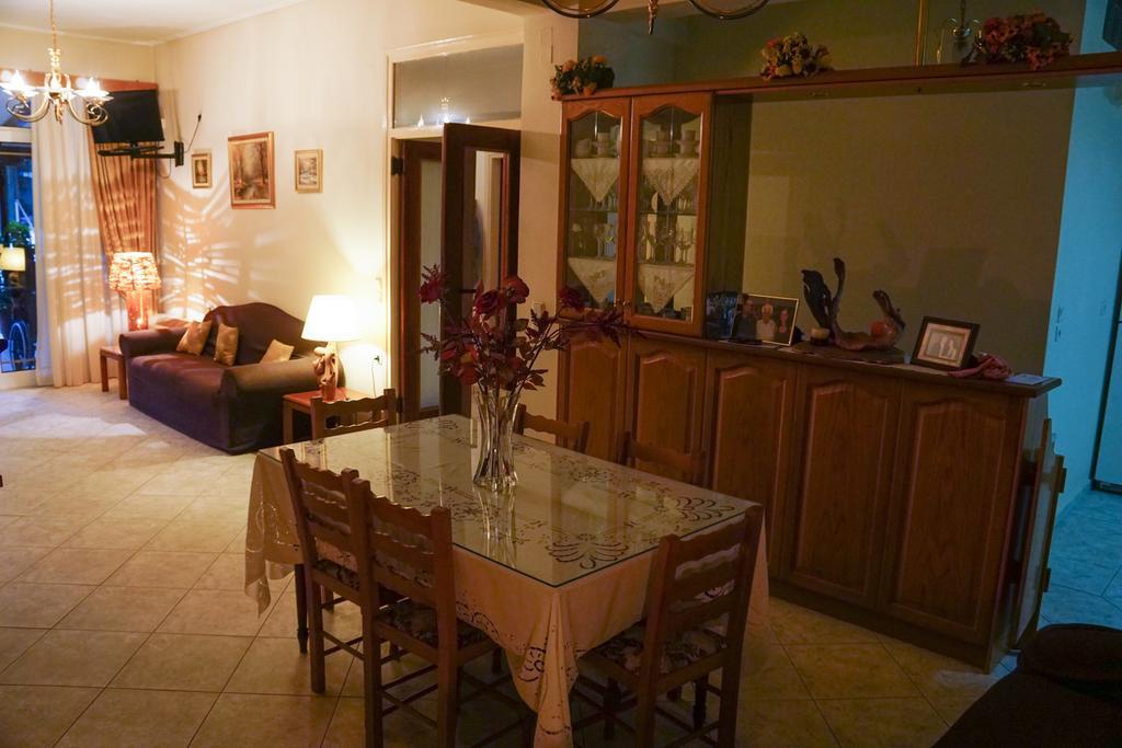 Elatos Hotel ลูตราอิปาตริส ภายนอก รูปภาพ